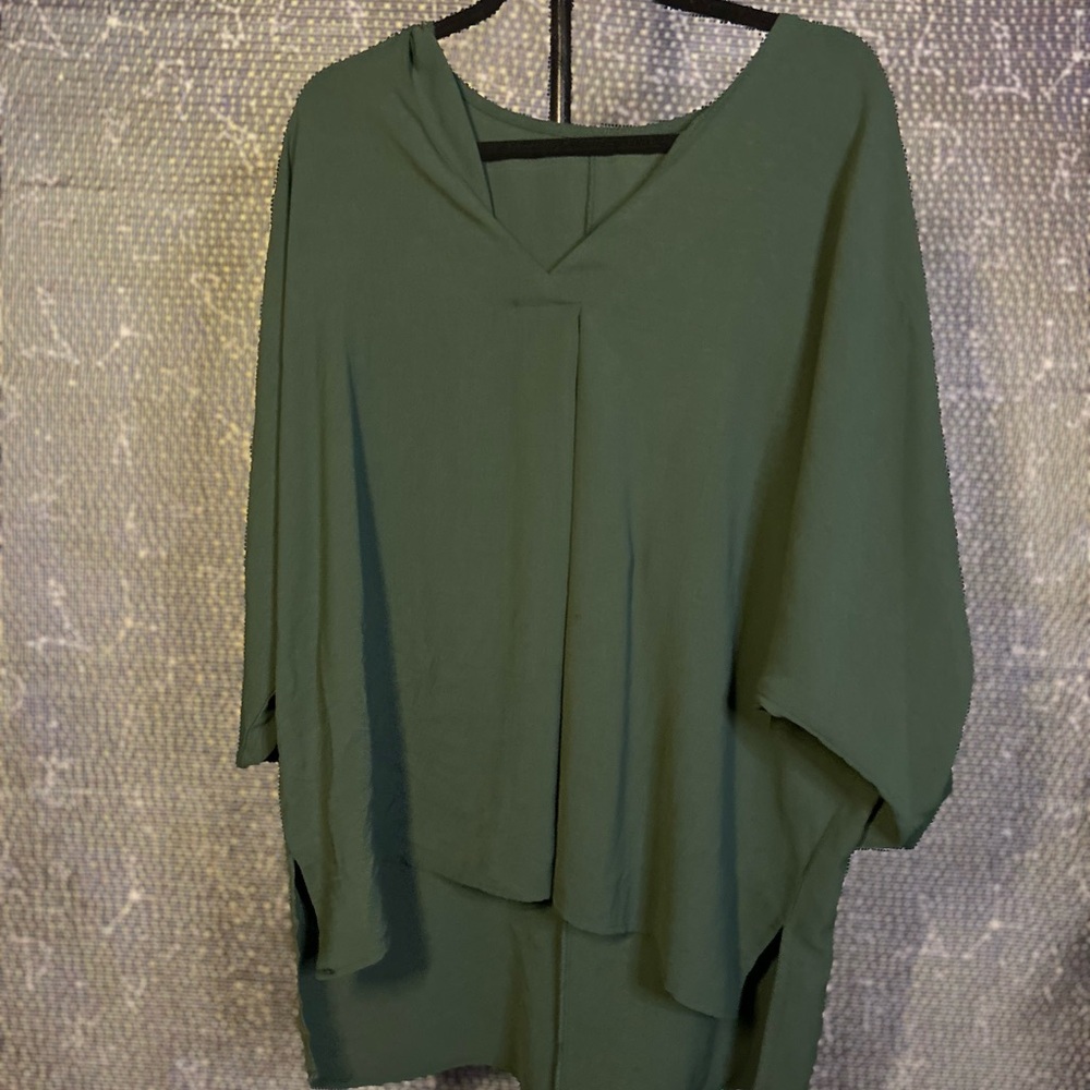 Elegant Green Women's Top